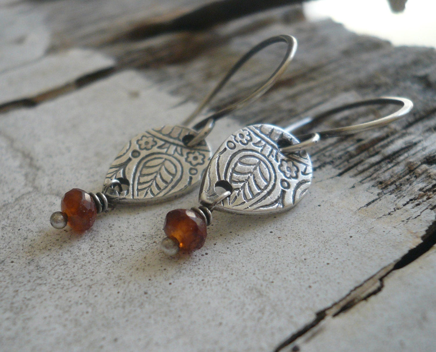 Mehndi Spice Necklace - Handmade. Spessartite Garnet. Oxidized Fine and Sterling Silver