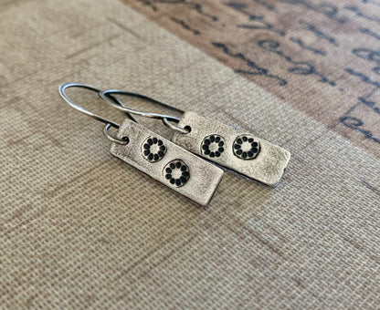 Daisy Earrings - Handmade. Oxidized fine and sterling silver. Summer Fields Collection