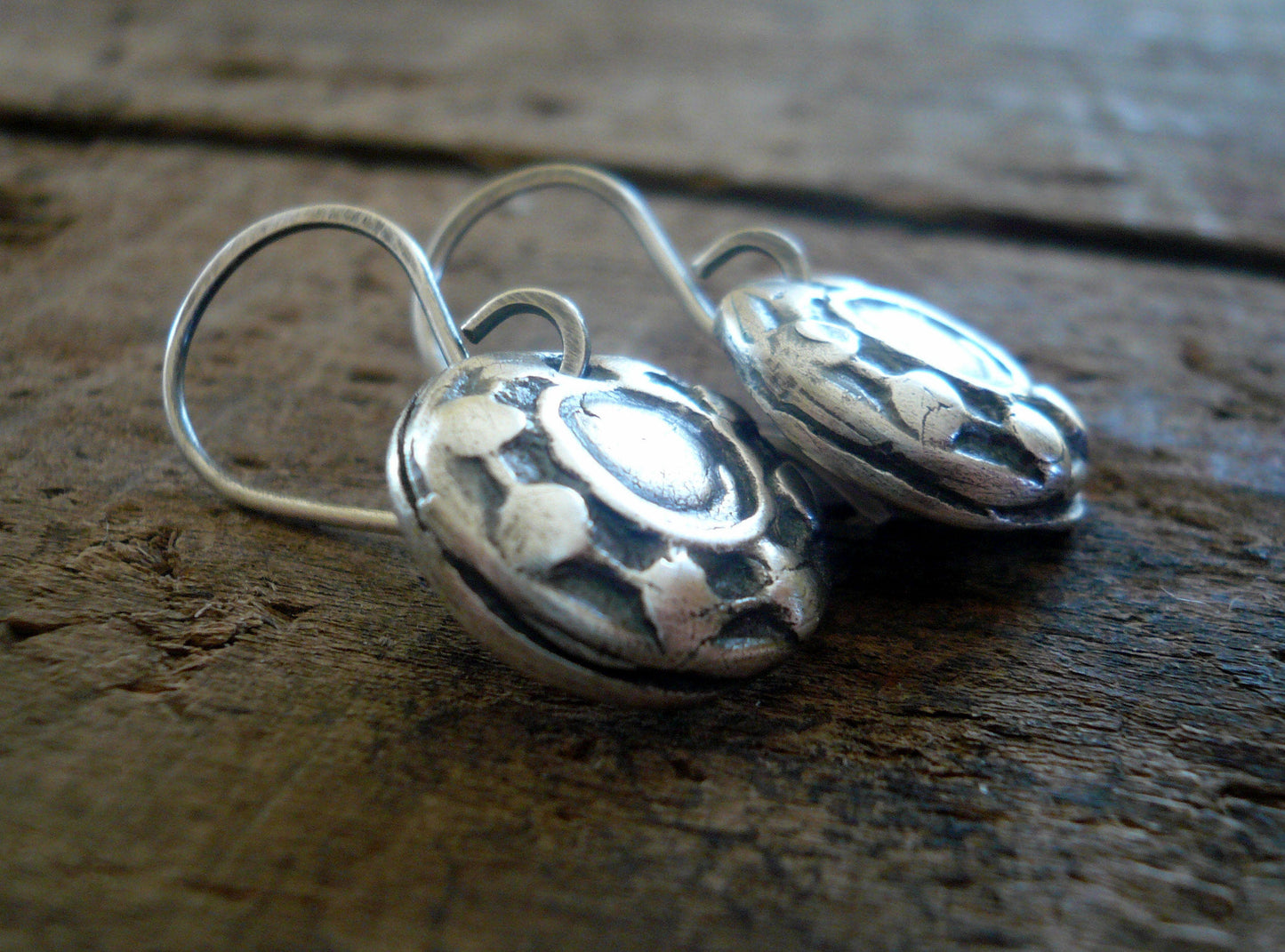 Concho Earrings - Handmade. Oxidized fine and sterling silver dangle earrings
