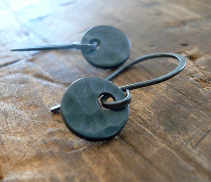 Essential Earrings Small Round - Handmade. Oxidized fine and sterling silver dangle earrings