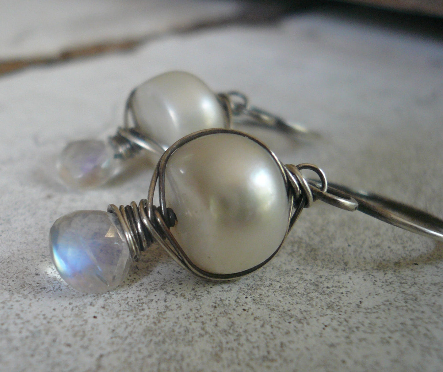 Scintilla - Oxidized sterling silver dangle Earrings. Wire Wrapped freshwater pearls and Moonstone. Handmade