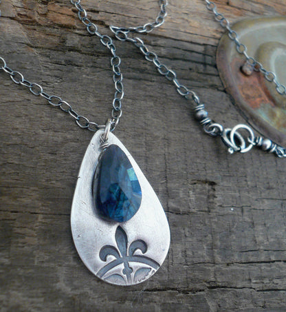 Creole Collection Necklace - Handmade. Blue Labradorite/Spectrolite. Oxidized Fine and Sterling Silver