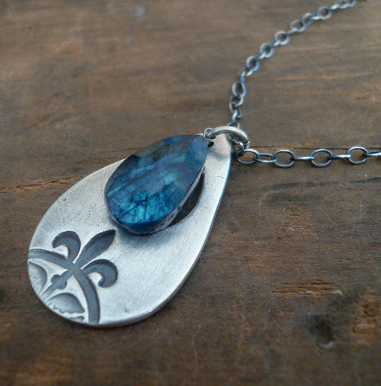 Creole Collection Necklace - Handmade. Blue Labradorite/Spectrolite. Oxidized Fine and Sterling Silver