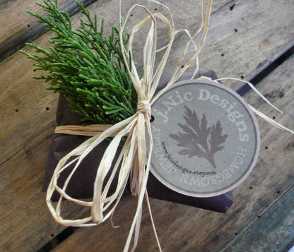 Minimalist in Green Apple - Handmade Earrings. Green Agate, Oxidized Sterling Silver Dangle Earrings