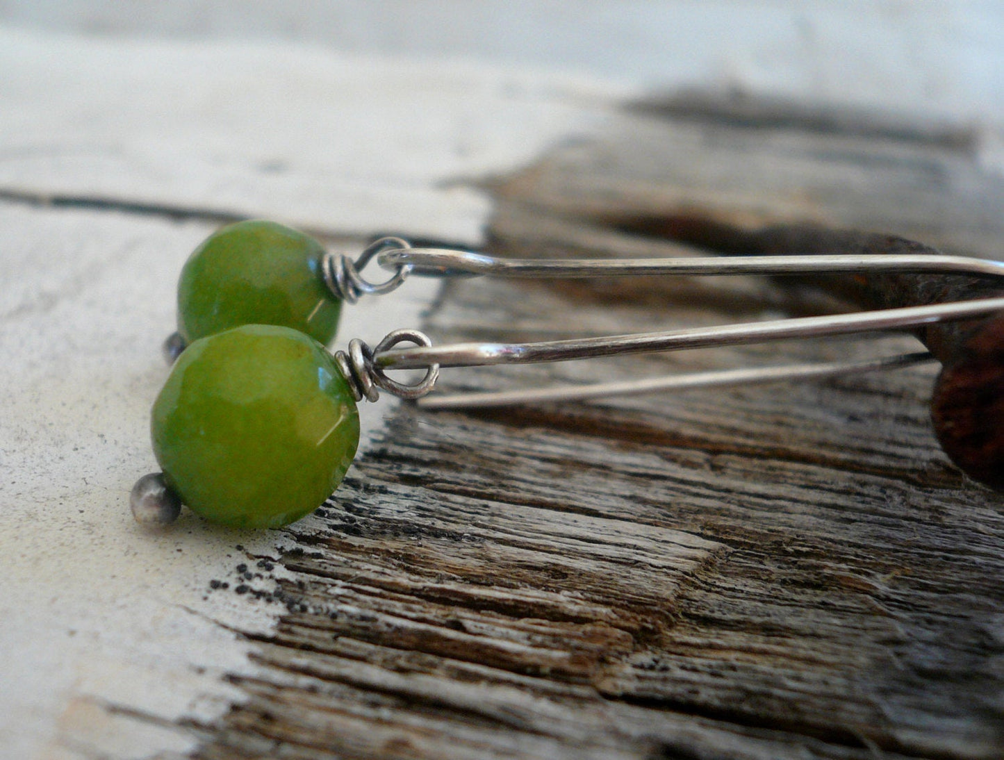 Minimalist in Green Apple - Handmade Earrings. Green Agate, Oxidized Sterling Silver Dangle Earrings