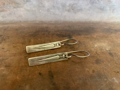 Leas Earrings - Handmade. Oxidized fine & sterling silver dangle earrings.